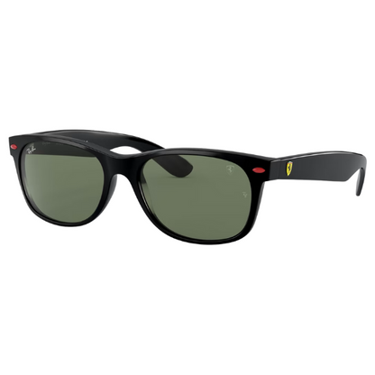 Ray-Ban Scuderia Ferrari Wayfarer RB4195M – Negro/Verde