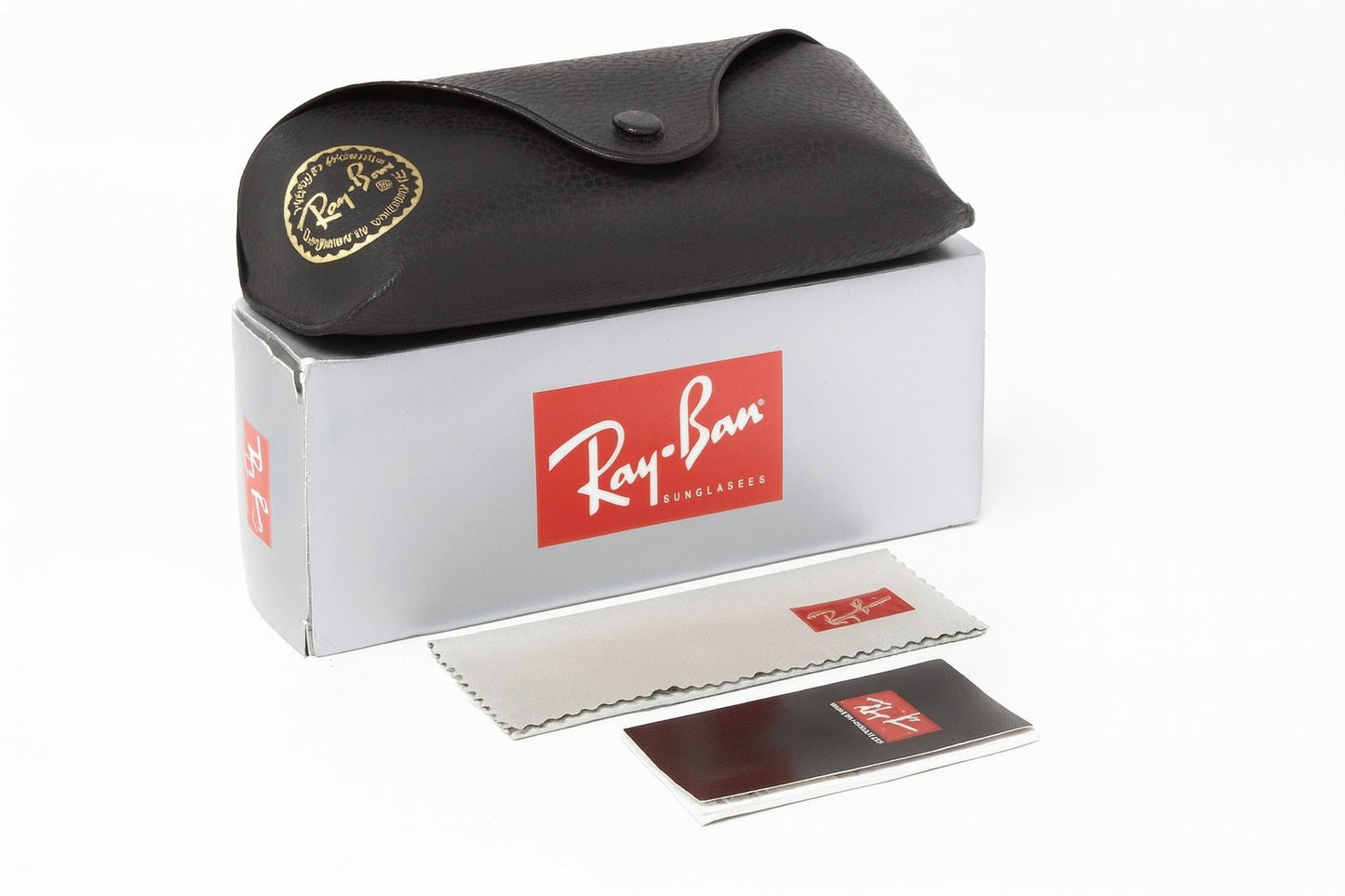 Ray-Ban RB2180 – Negro / Gris Degradé
